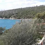 Nyaraló Secluded Fisherman's Cove Pircina, Ciovo - 14195 Okrug Gornji